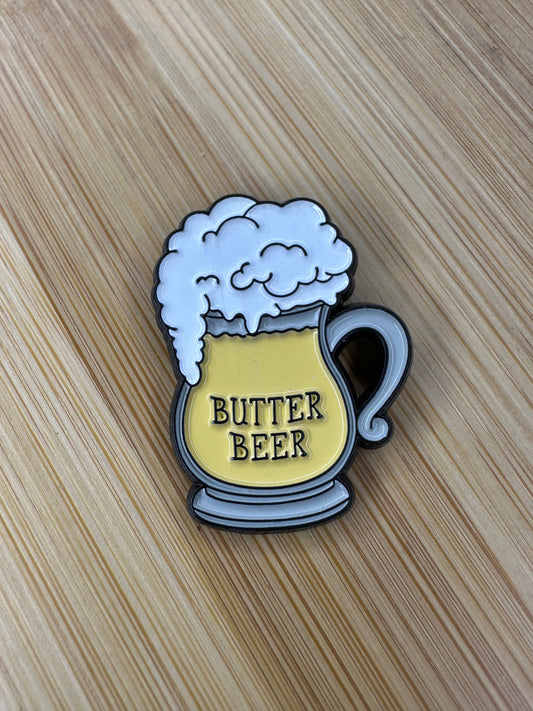 Butter Beer Pin - Harry Potter - The Three Broomsticks