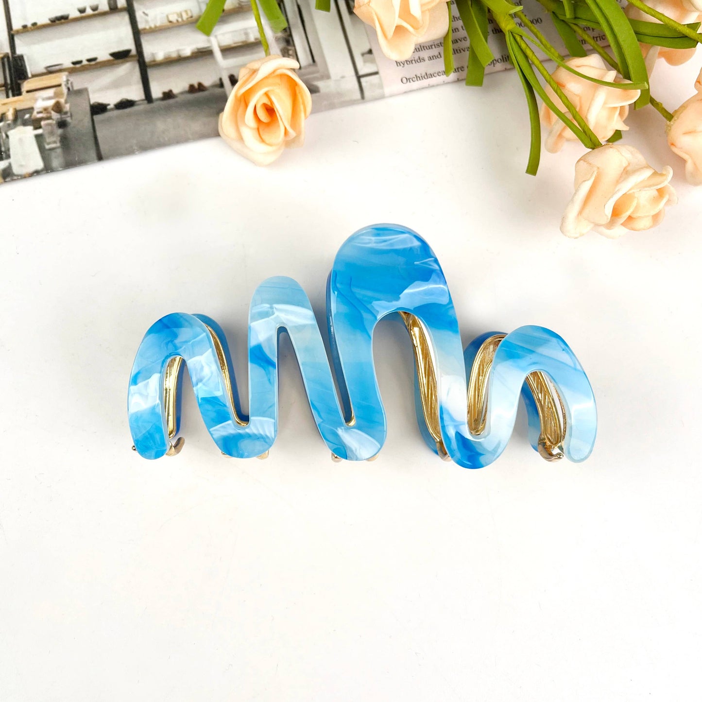 Simple wave hair claw clips