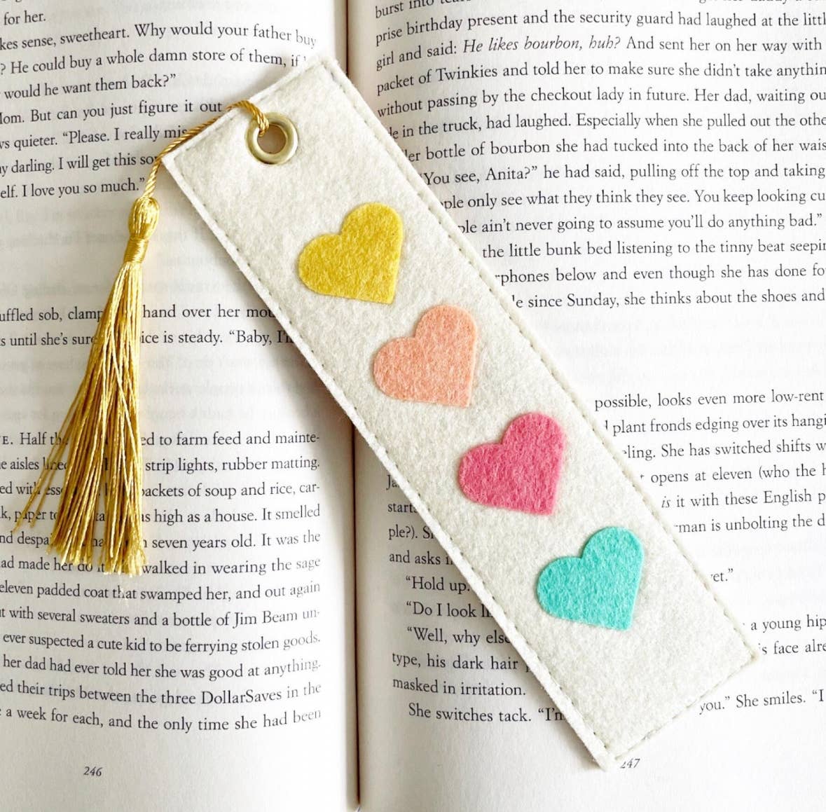 Hearts felt Bookmark