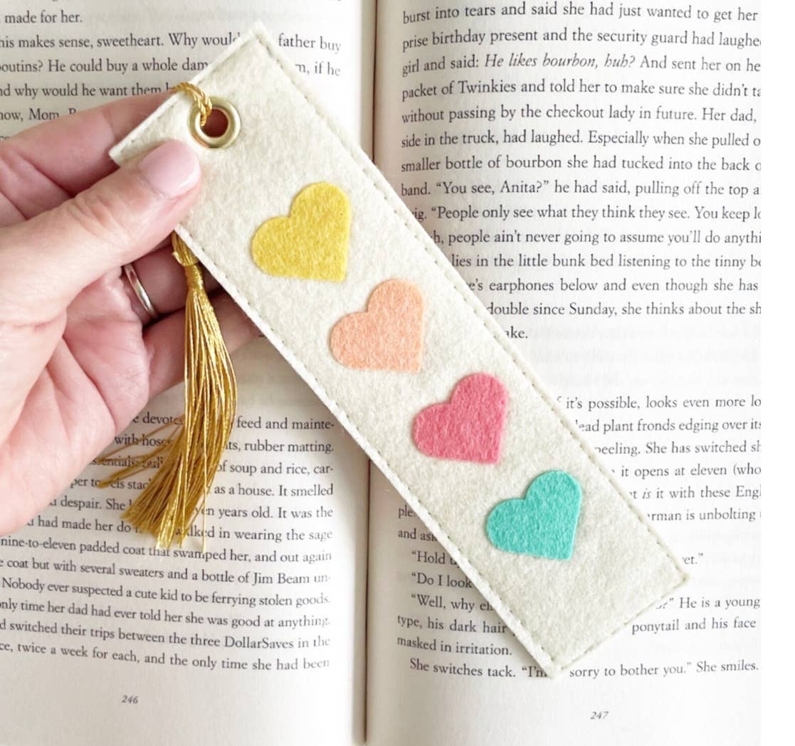 Hearts felt Bookmark