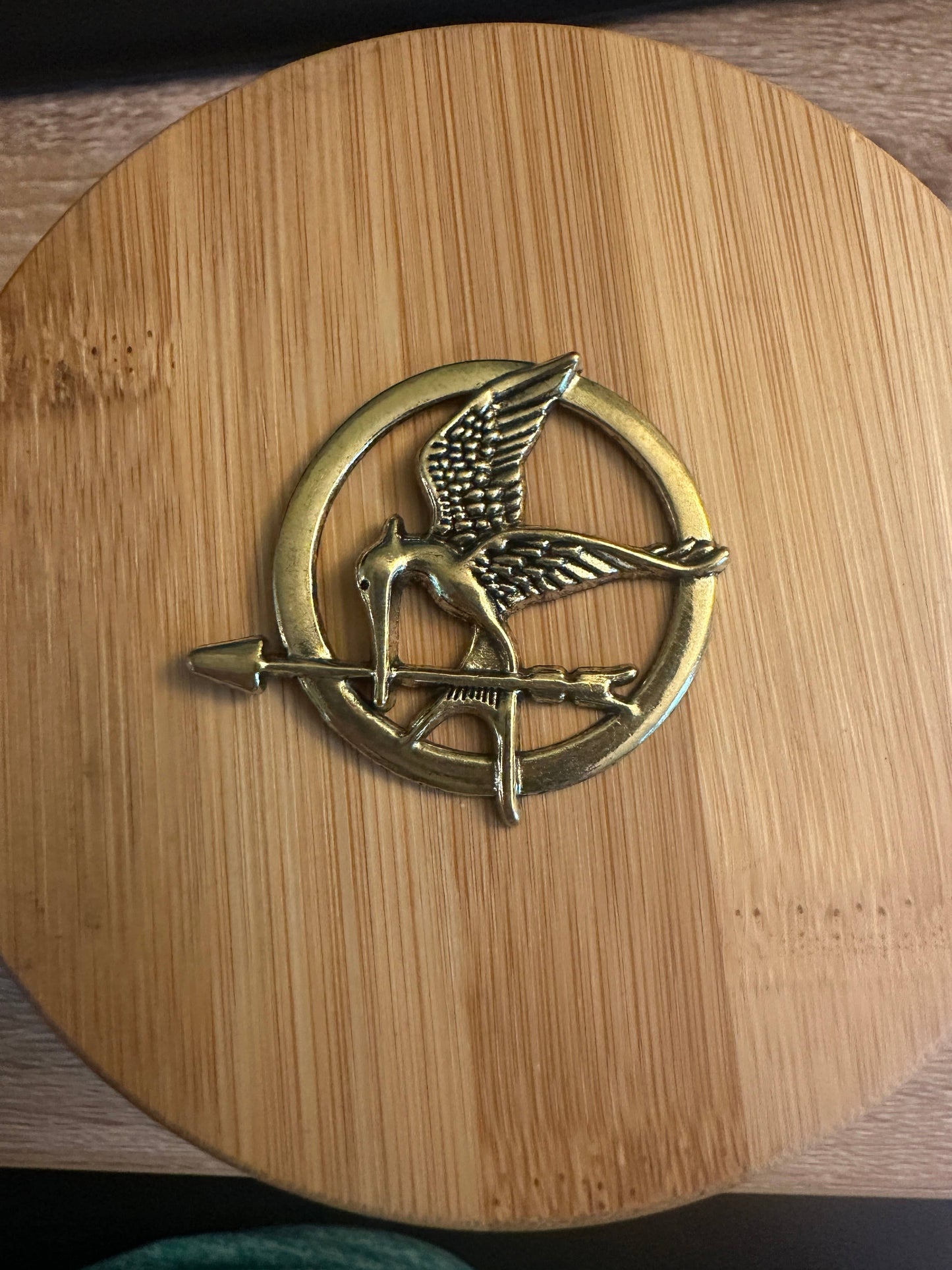 Mockingjay Enamel Pin - The Hunger Games - Tribute Token