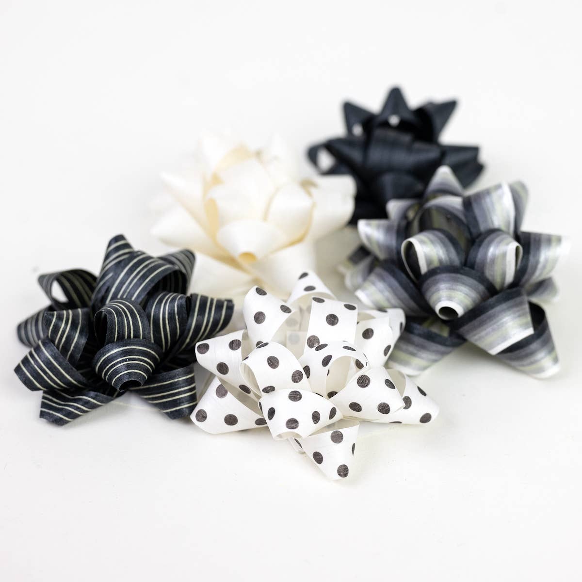 Eco Gift Bows ‚Ä¢ Artisanal Natural Cotton ‚Ä¢ Black & White Mix