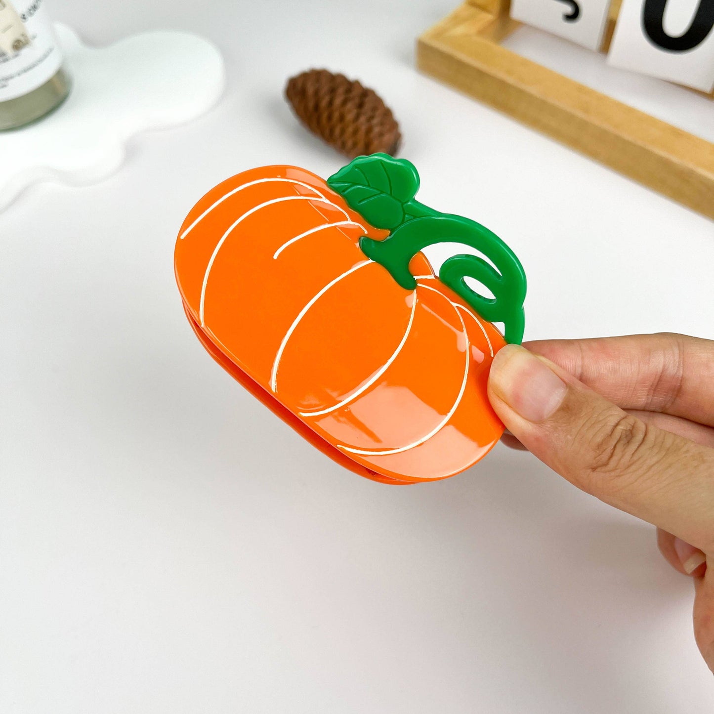 Simulation pumpkin acetate hair claw clip