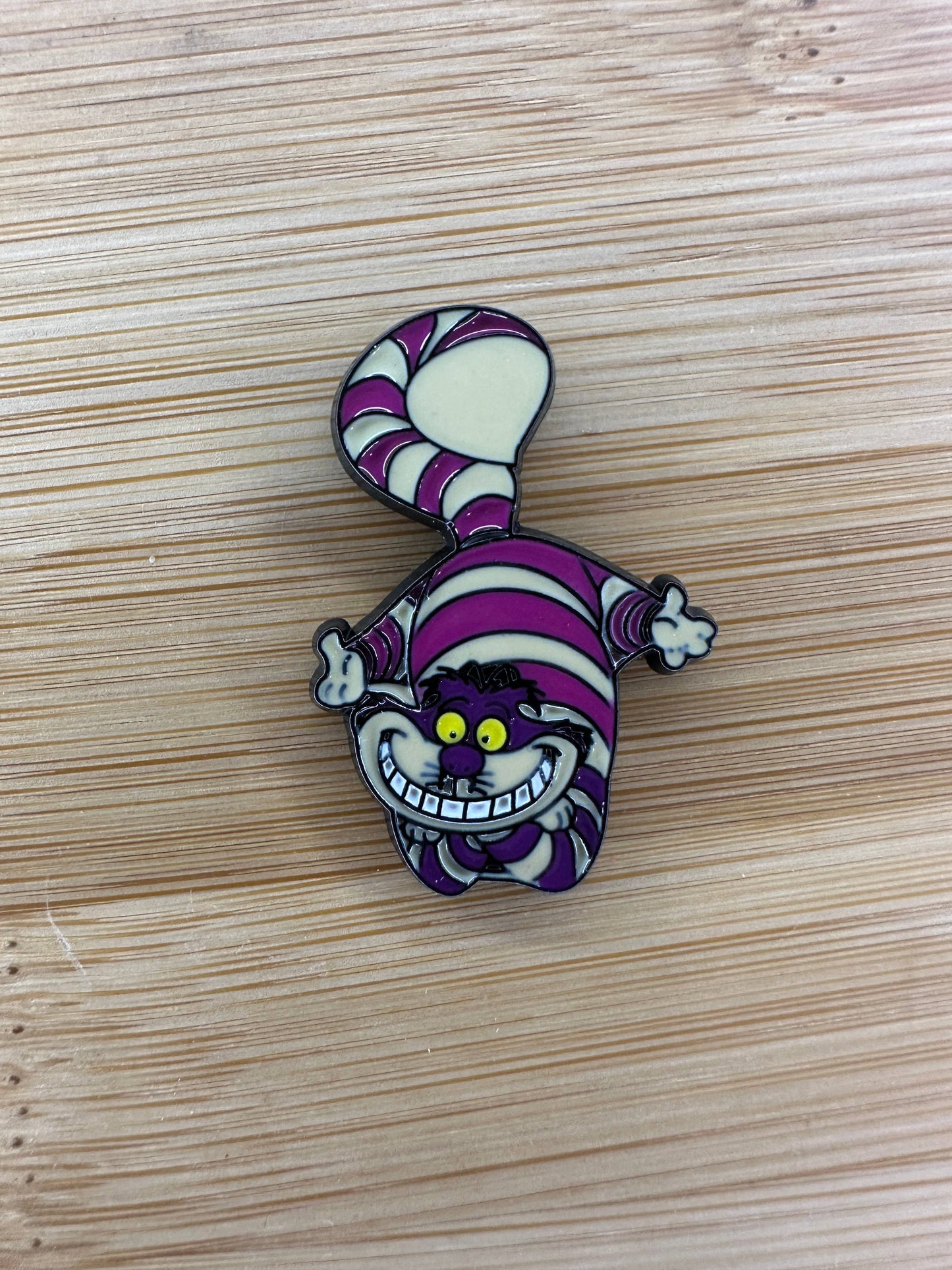 Cheshire Cat Lying Down - Alice in Wonderland