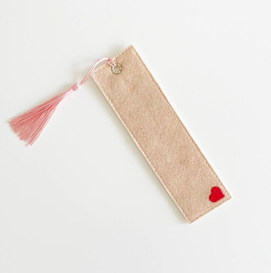 Hearts felt Bookmark